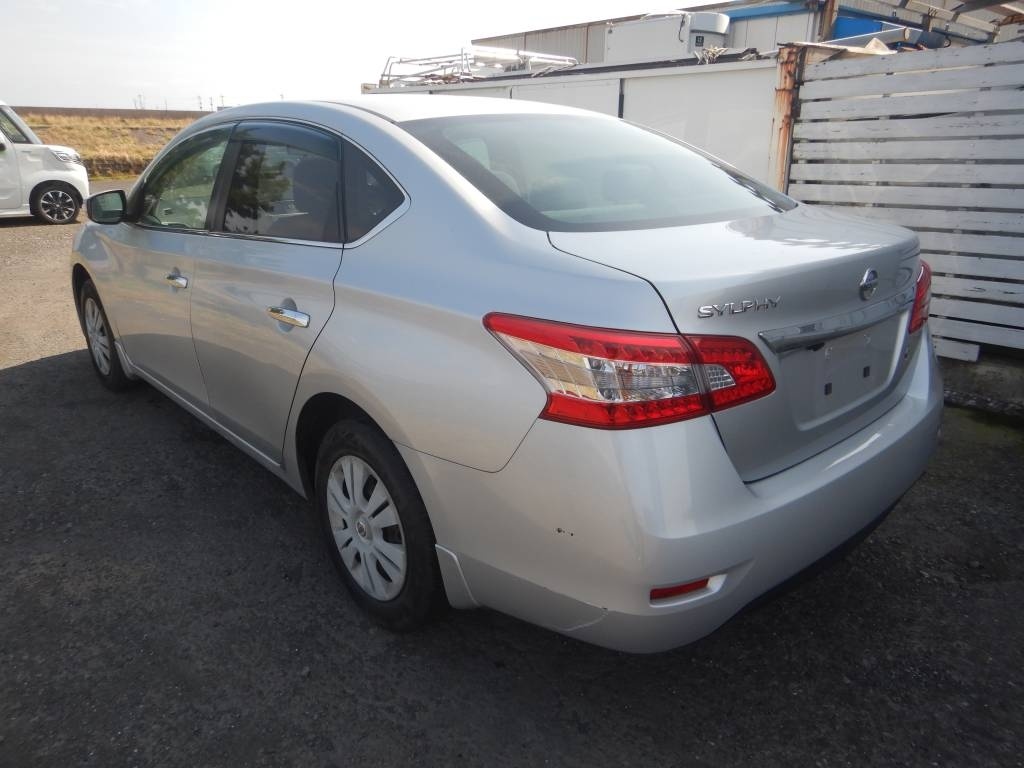 NISSAN SYLPHY