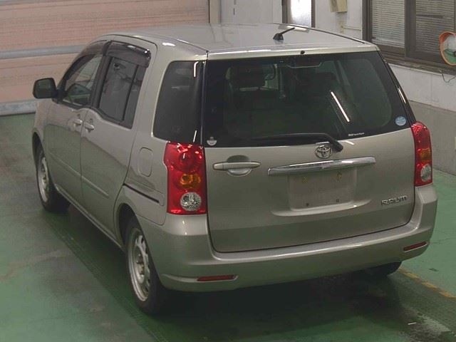 TOYOTA RAUM