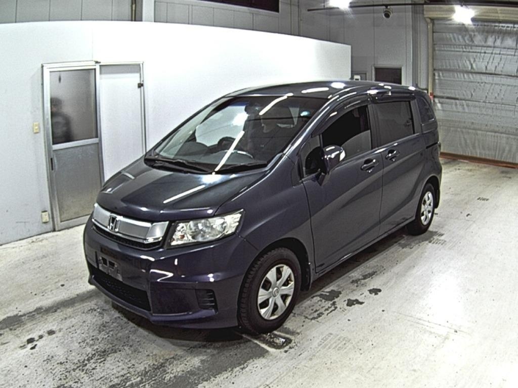 HONDA FREED SPIKE