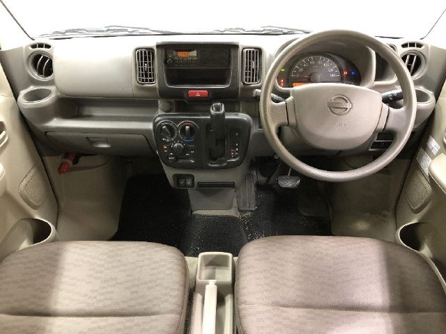 NISSAN NV100 CLIPPER