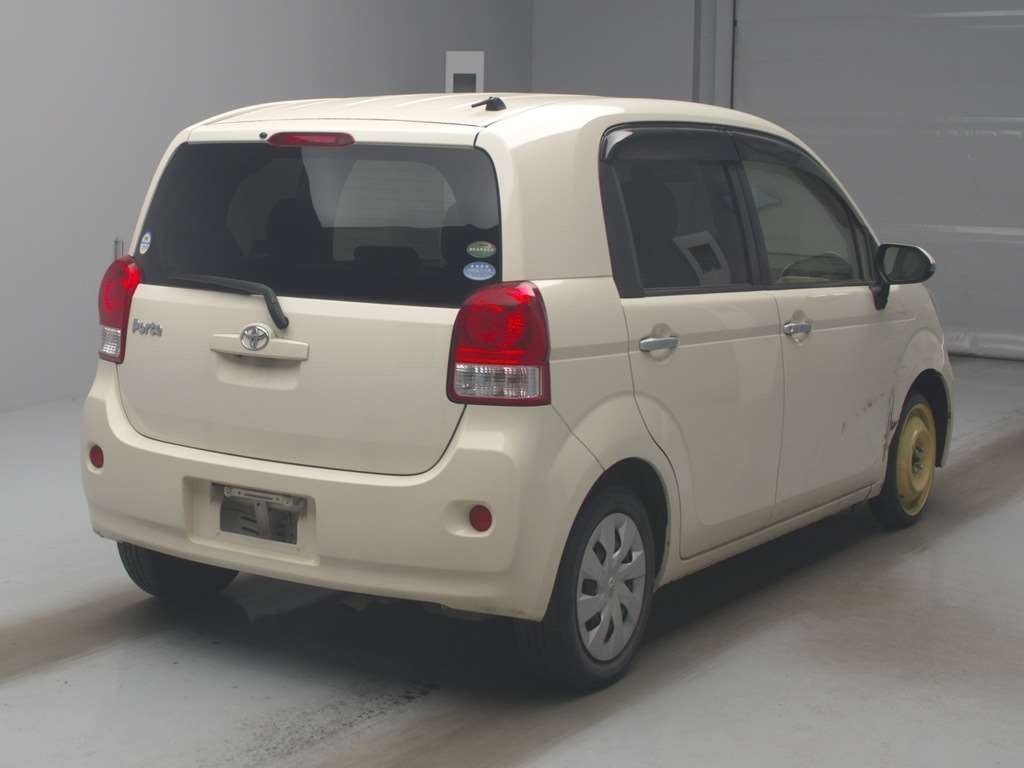 TOYOTA PORTE