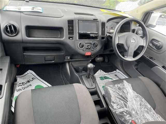 NISSAN AD