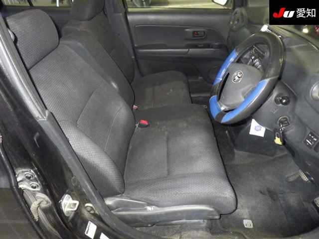 TOYOTA BB