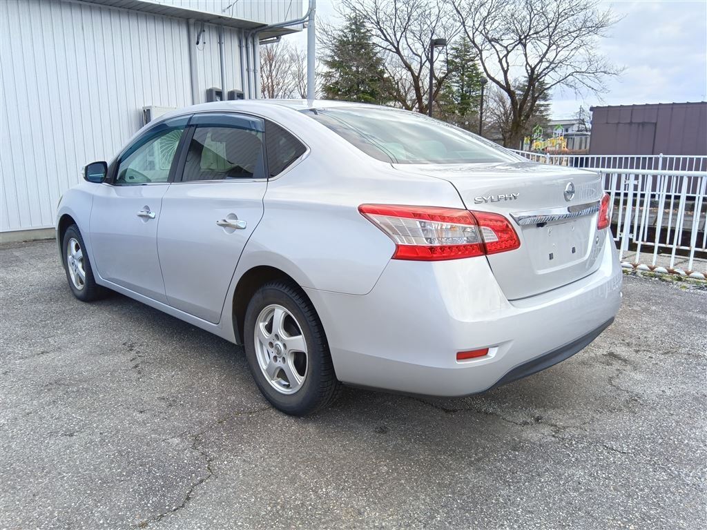 NISSAN SYLPHY