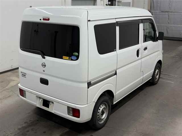NISSAN NV100 CLIPPER