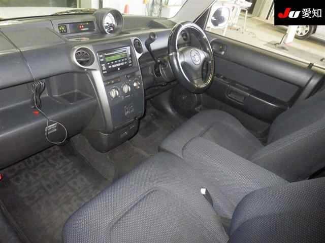 TOYOTA BB