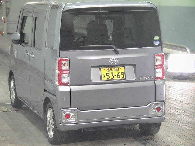 DAIHATSU WAKE
