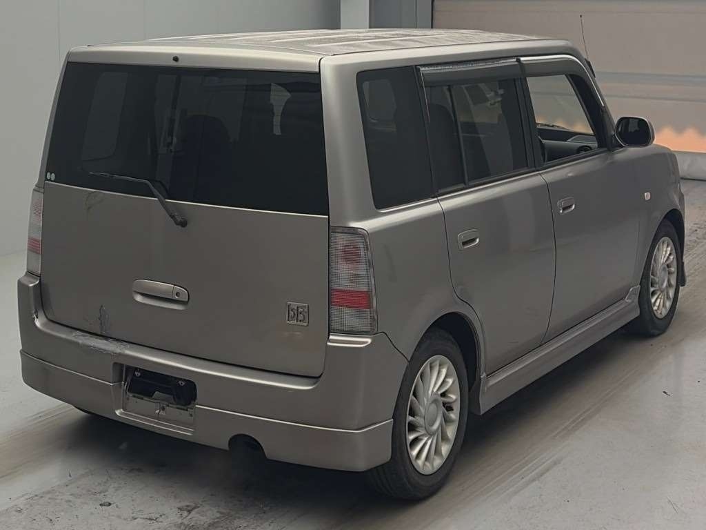 TOYOTA BB