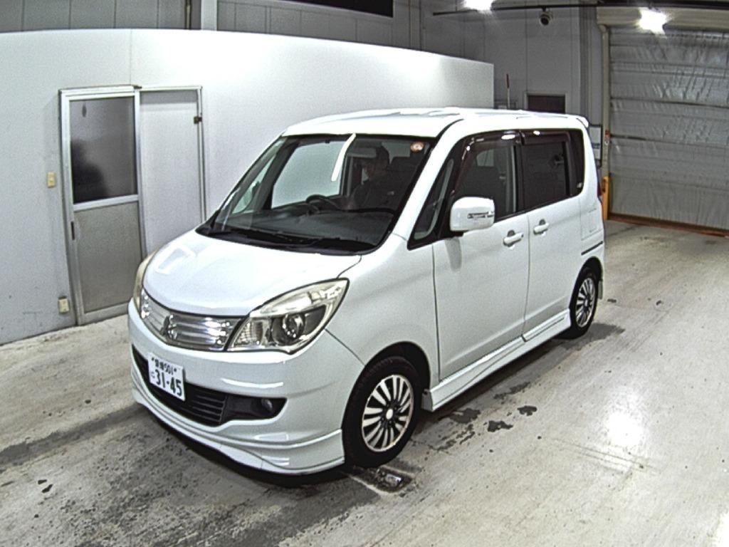 MITSUBISHI DELICA D:2