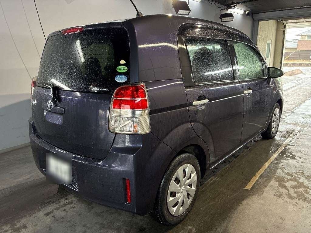 TOYOTA SPADE