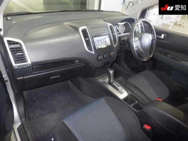 NISSAN WINGROAD