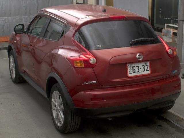 NISSAN JUKE