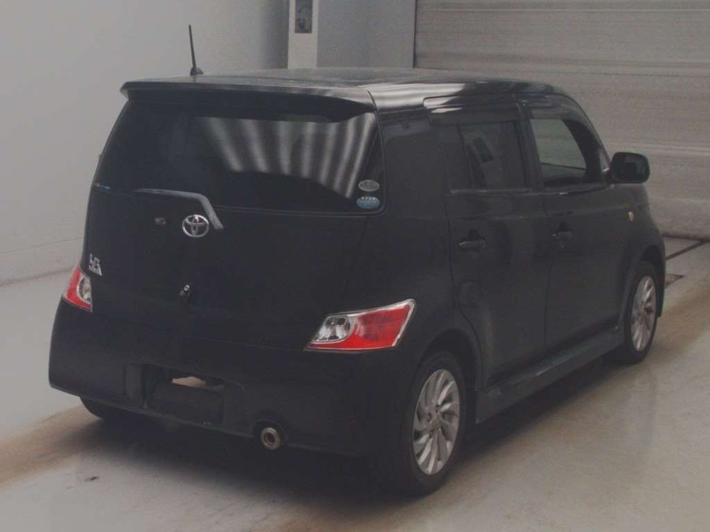 TOYOTA BB