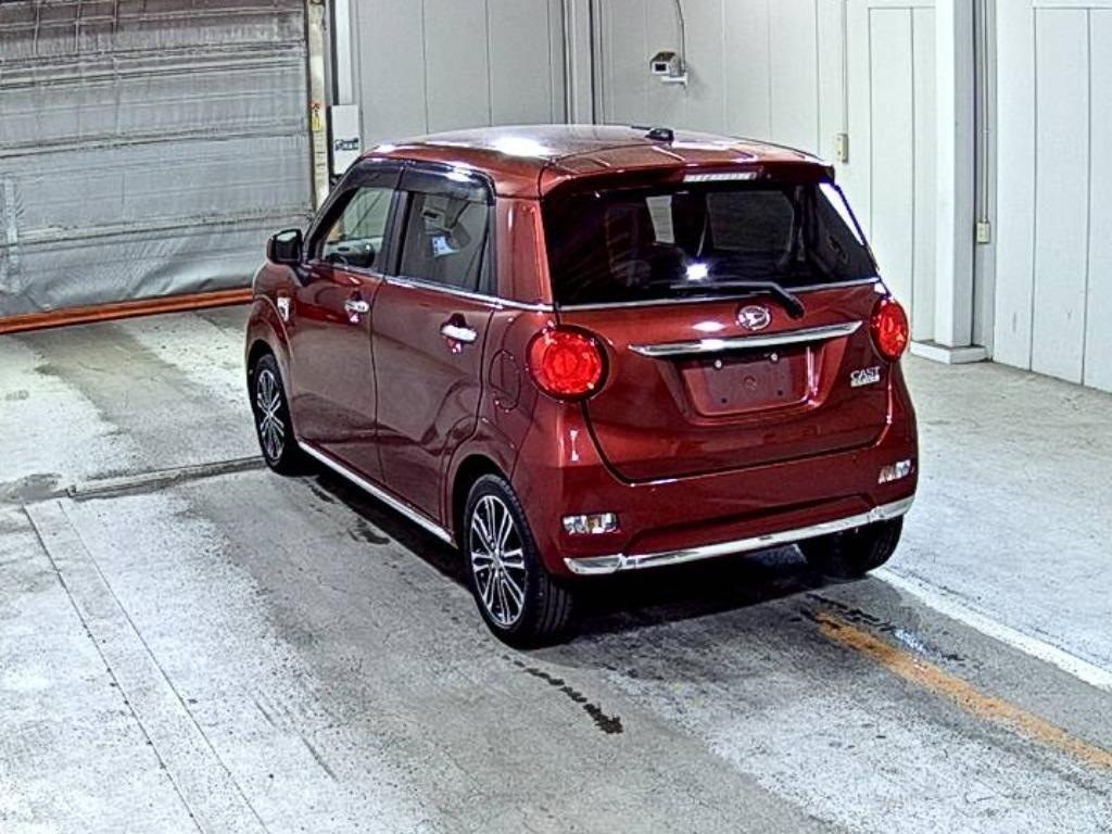 DAIHATSU CAST