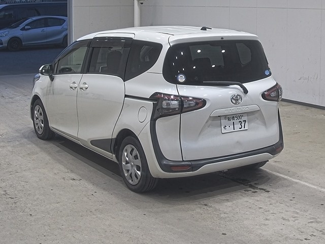 TOYOTA SIENTA