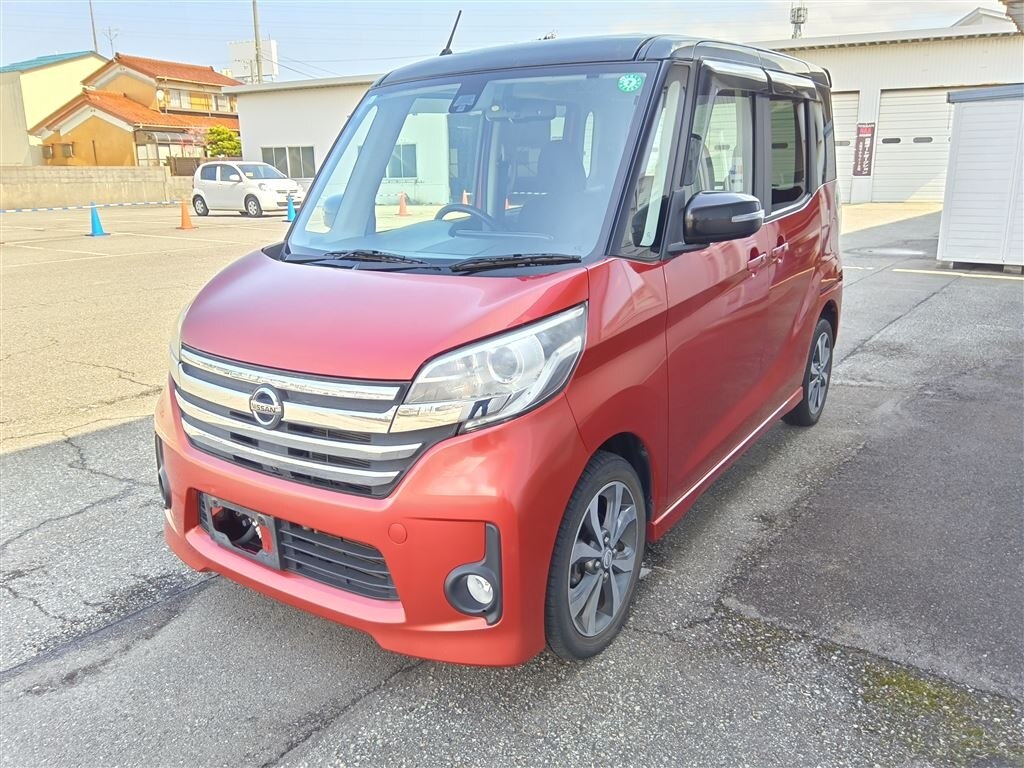 NISSAN DAYZ ROOX