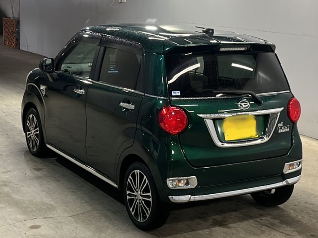 DAIHATSU CAST