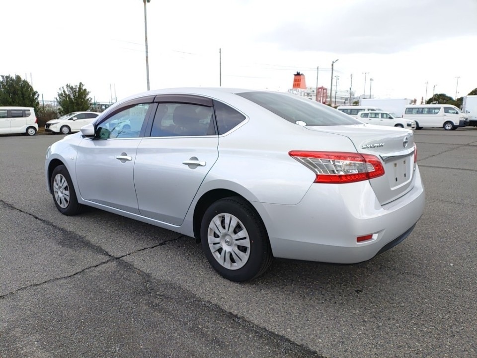 NISSAN SYLPHY
