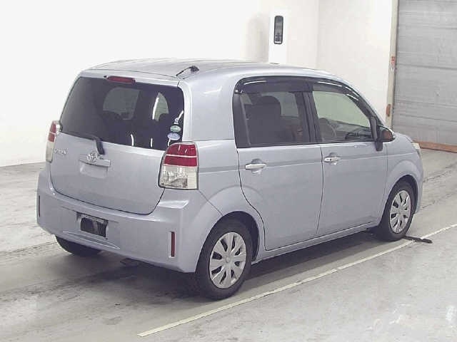 TOYOTA SPADE
