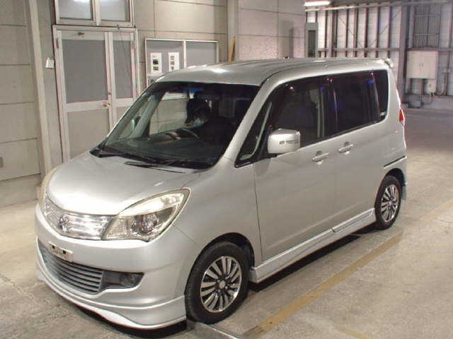 MITSUBISHI DELICA D:2