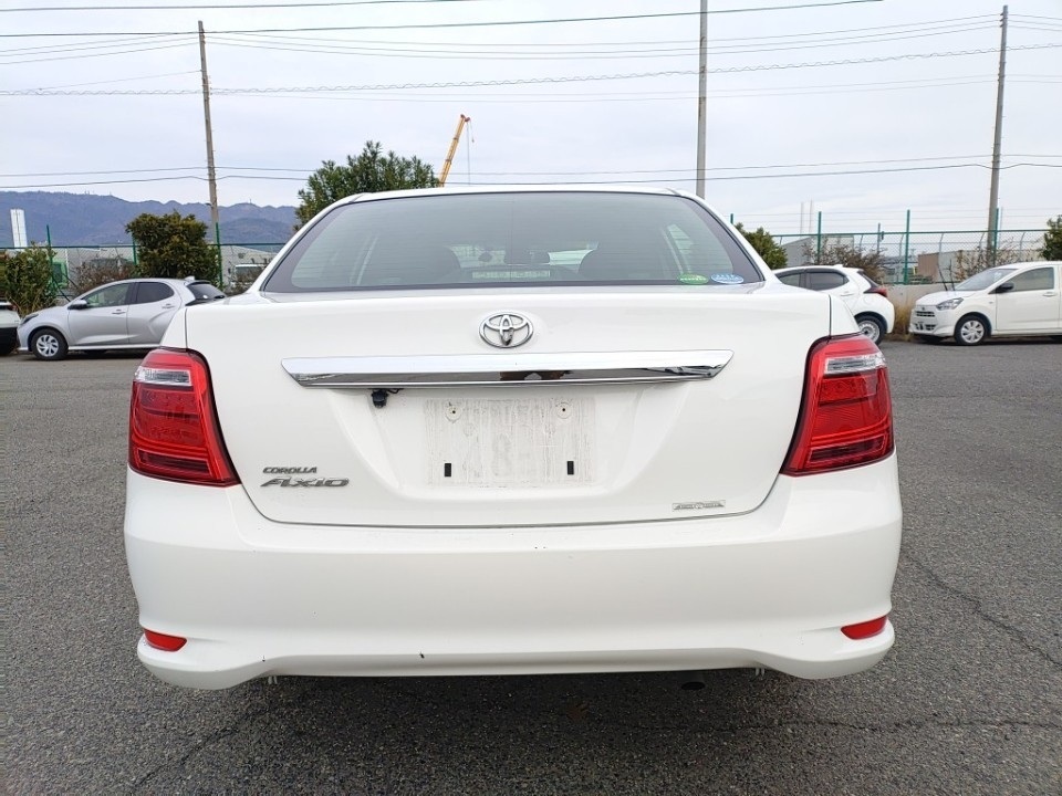 TOYOTA COROLLA AXIO