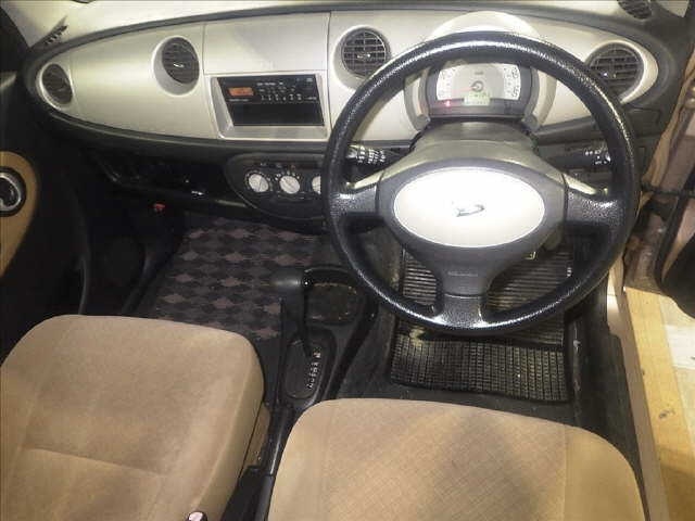 DAIHATSU MIRA GINO
