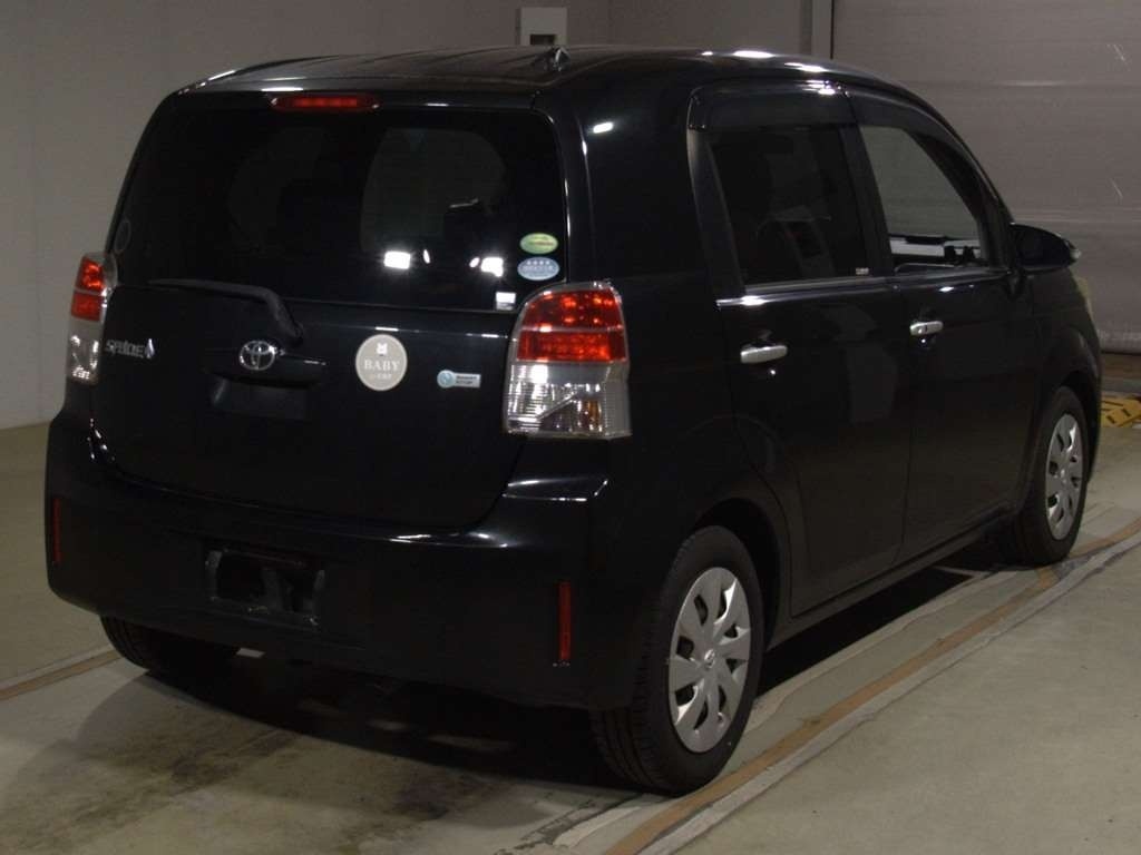TOYOTA SPADE