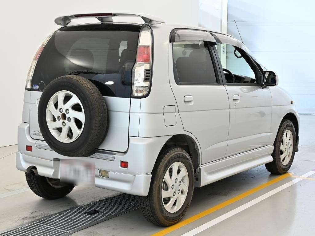 DAIHATSU TERIOS KID