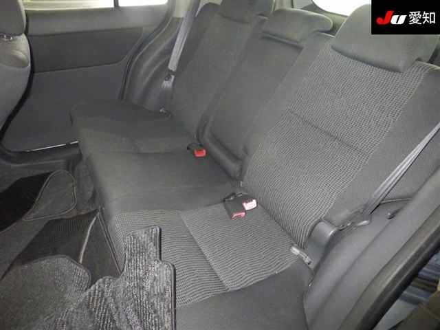 TOYOTA RAUM