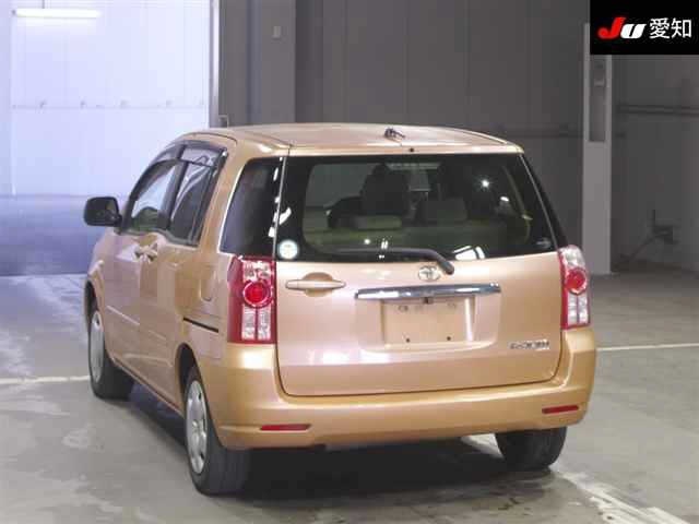 TOYOTA RAUM