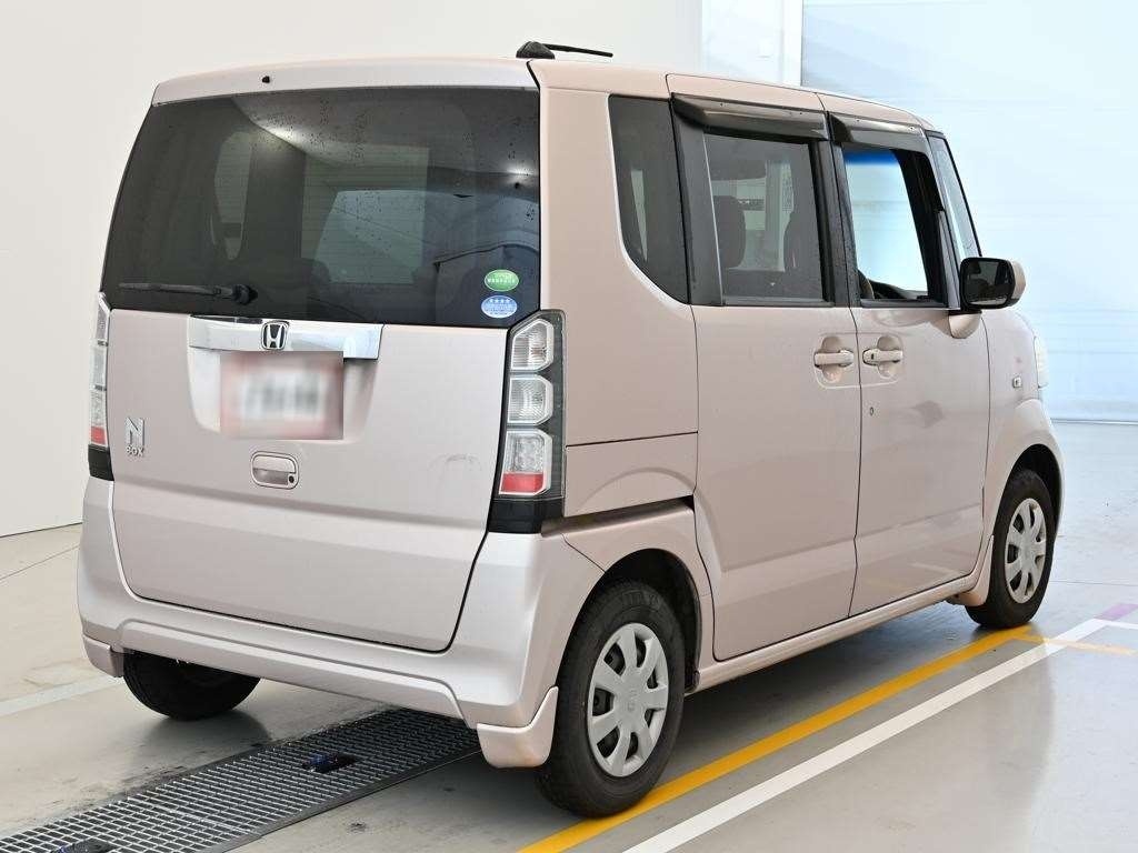 HONDA N-BOX