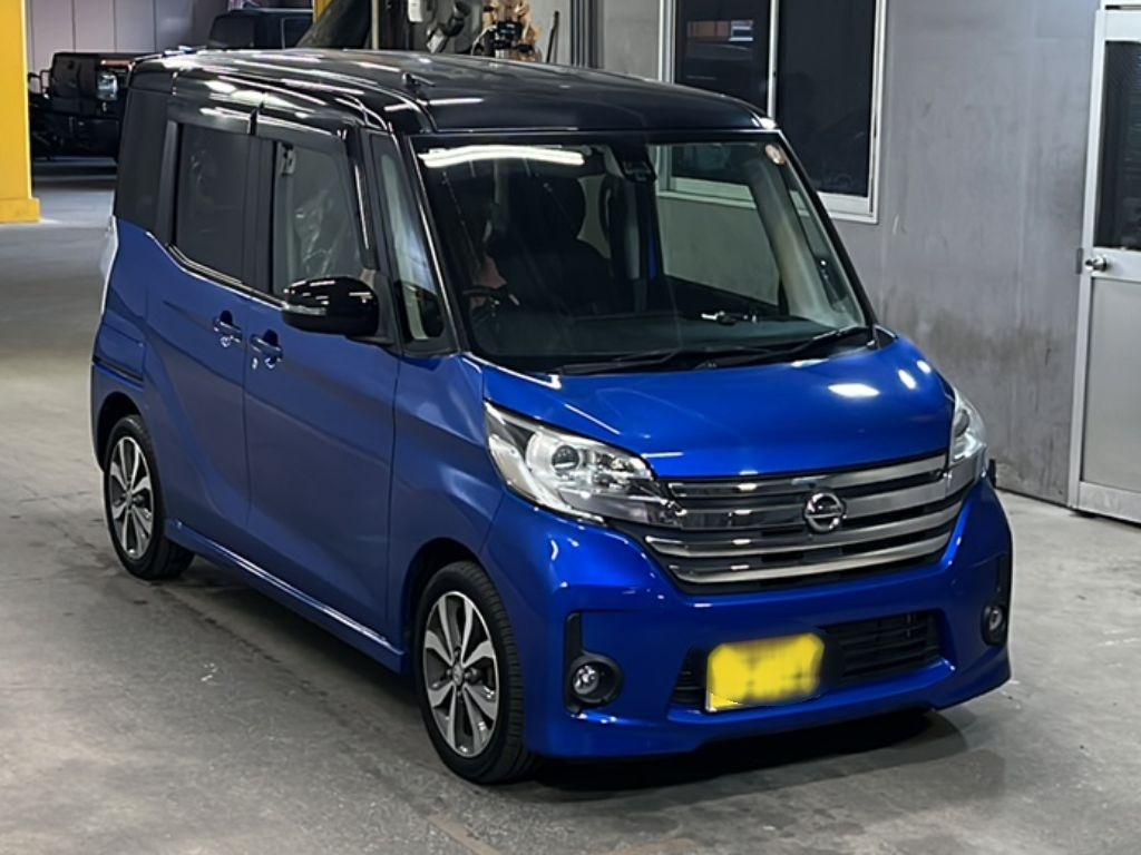 NISSAN DAYZ ROOX