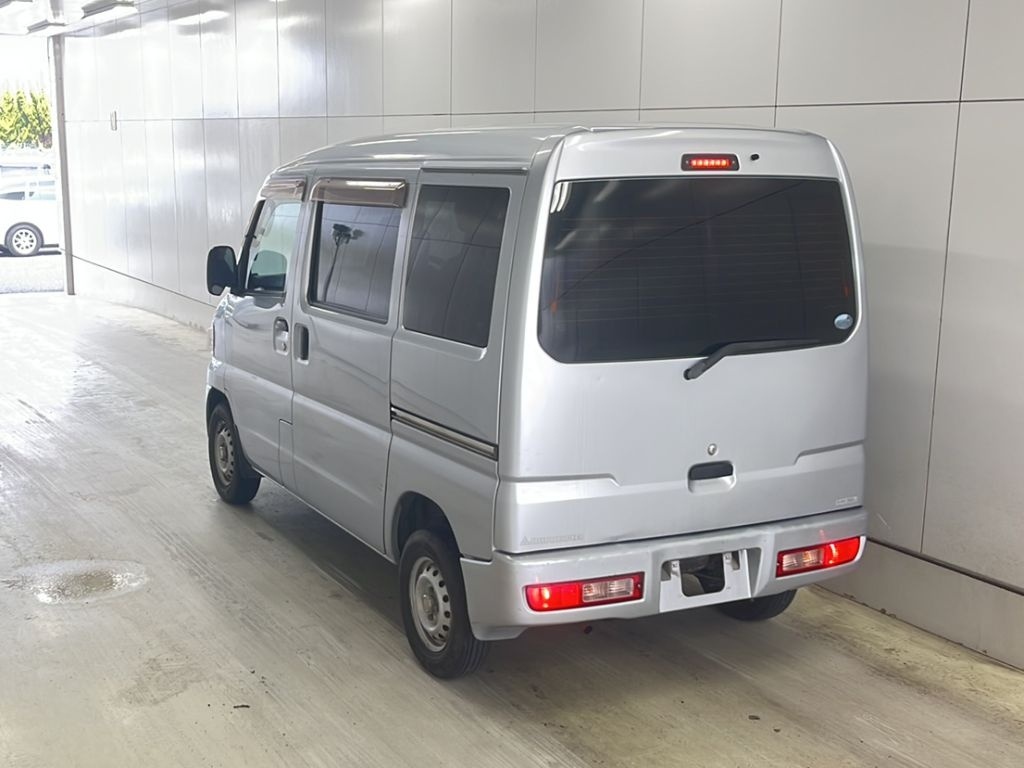 MITSUBISHI MINICAB
