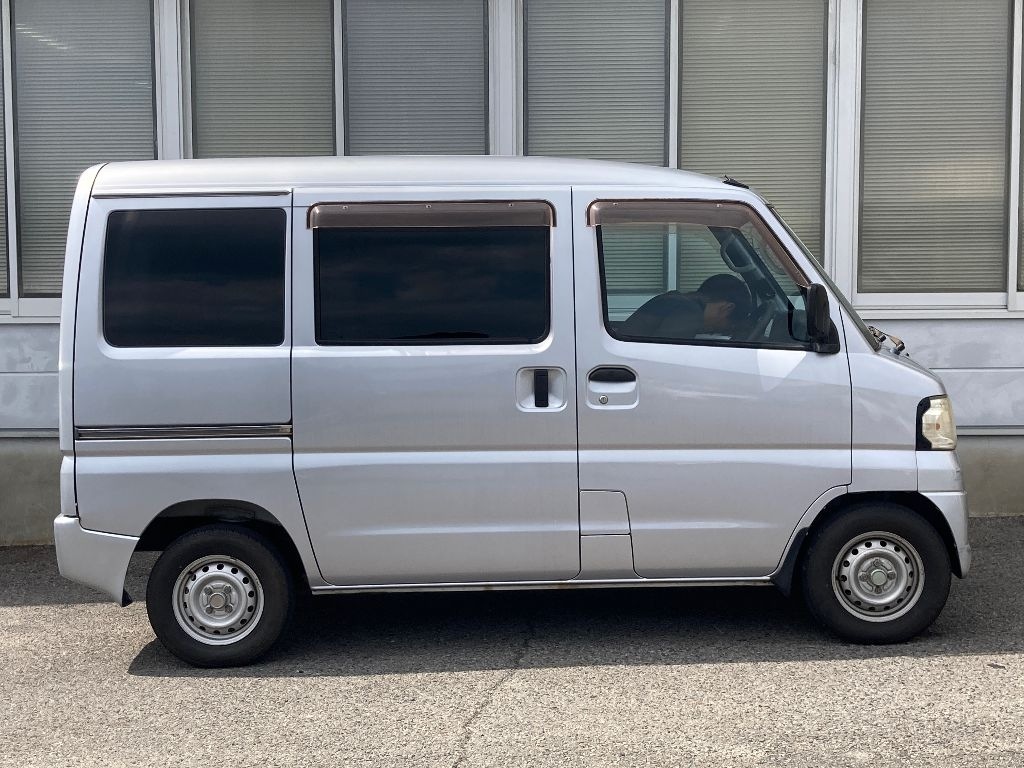 MITSUBISHI MINICAB