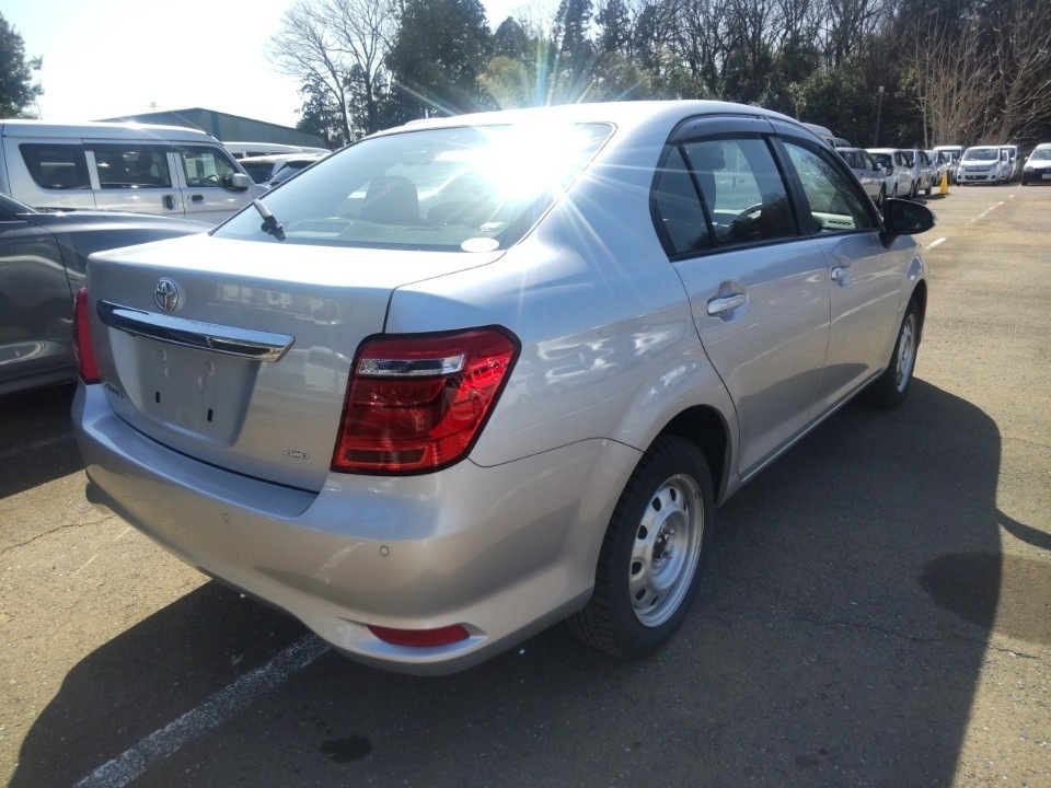 TOYOTA COROLLA AXIO
