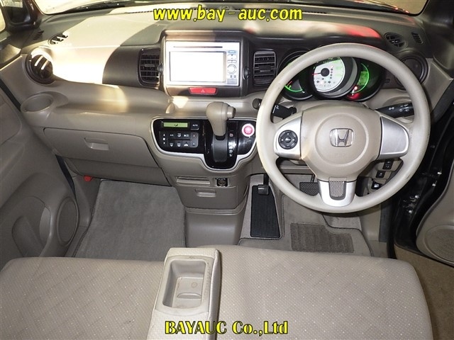 HONDA N-BOX