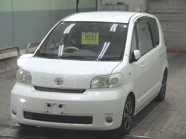 TOYOTA PORTE
