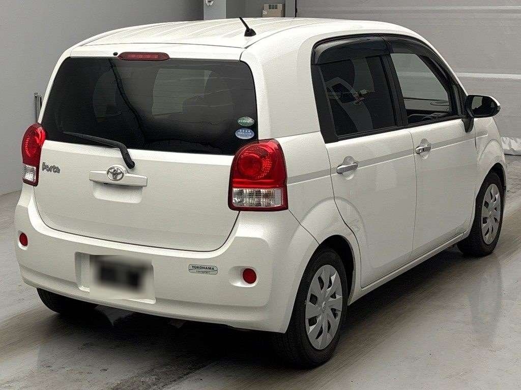 TOYOTA PORTE