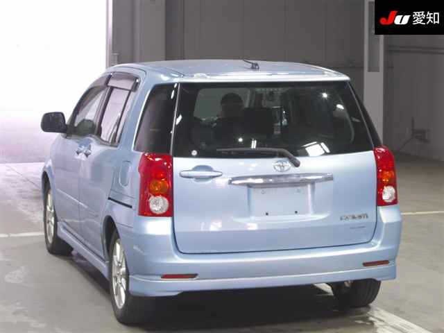 TOYOTA RAUM