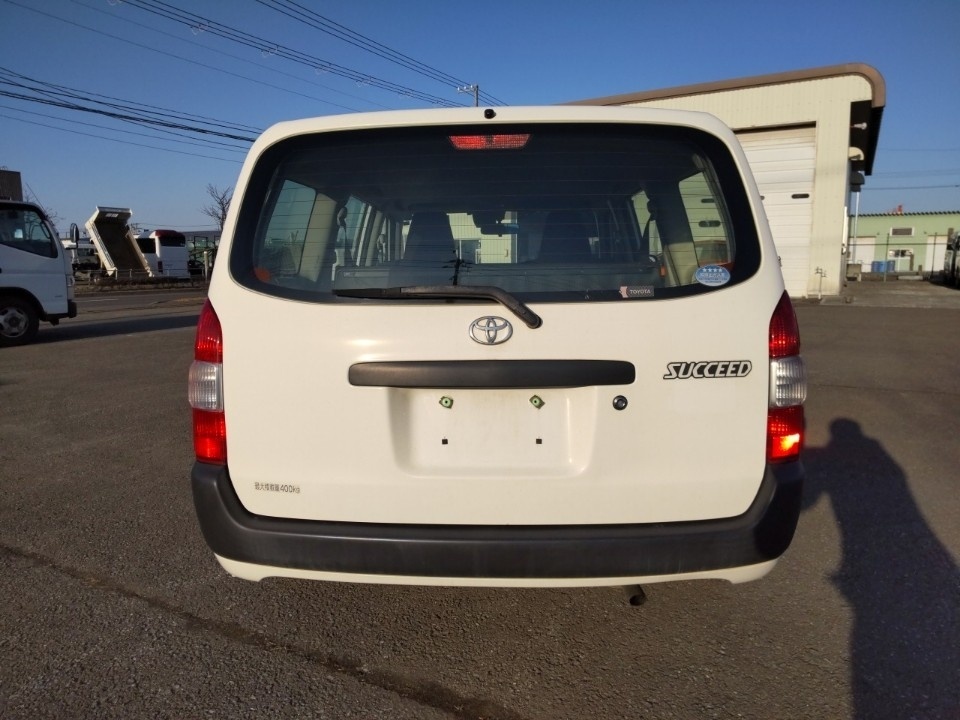 TOYOTA PROBOX