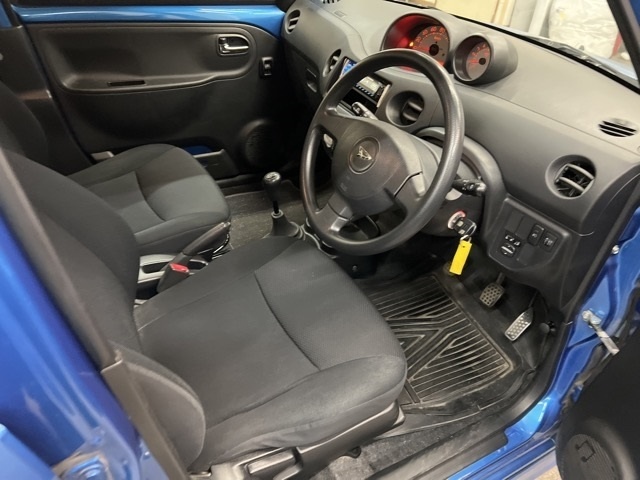 DAIHATSU ESSE