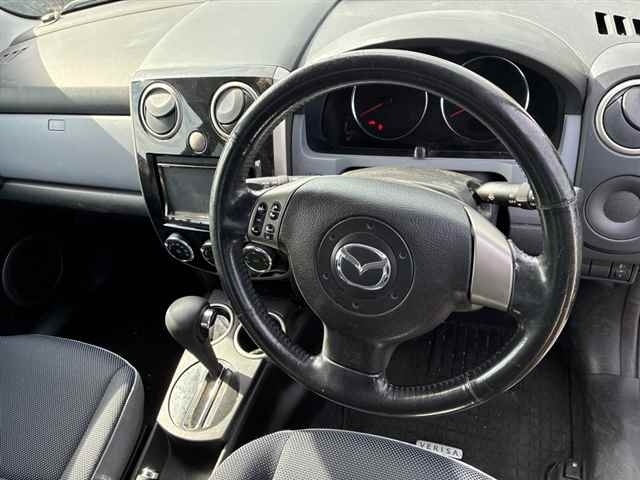 MAZDA VERISA