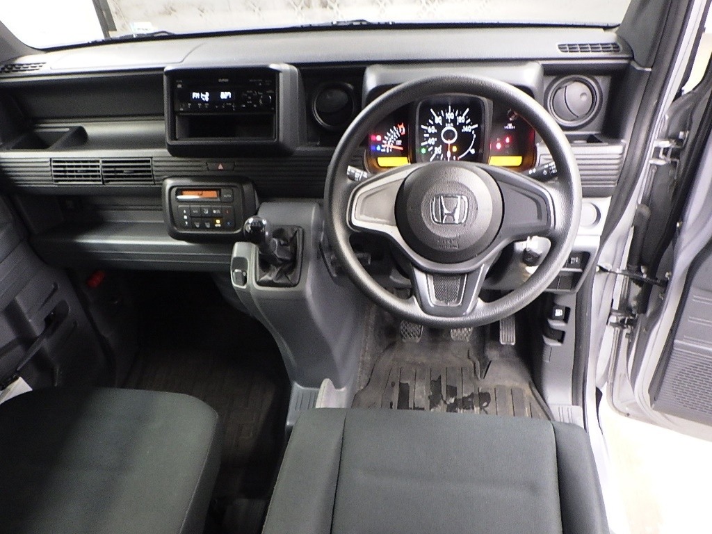 HONDA N-VAN