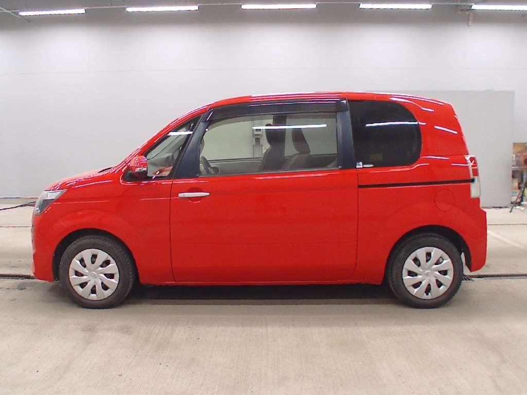 TOYOTA SPADE