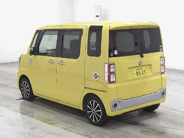 DAIHATSU WAKE