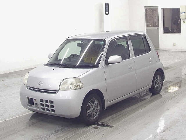 DAIHATSU ESSE