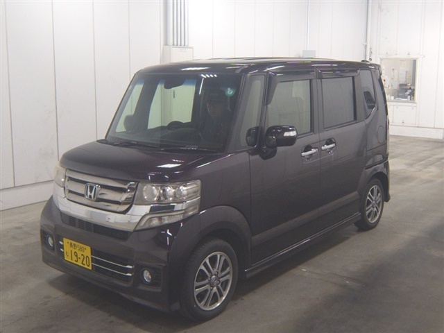 HONDA N-BOX