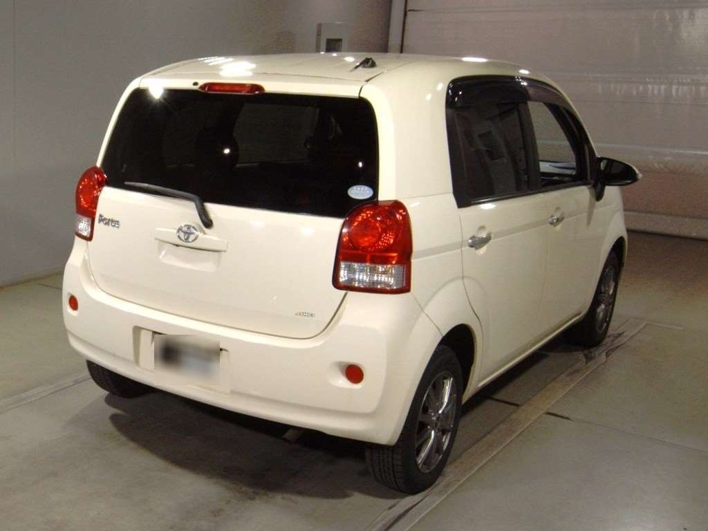 TOYOTA PORTE