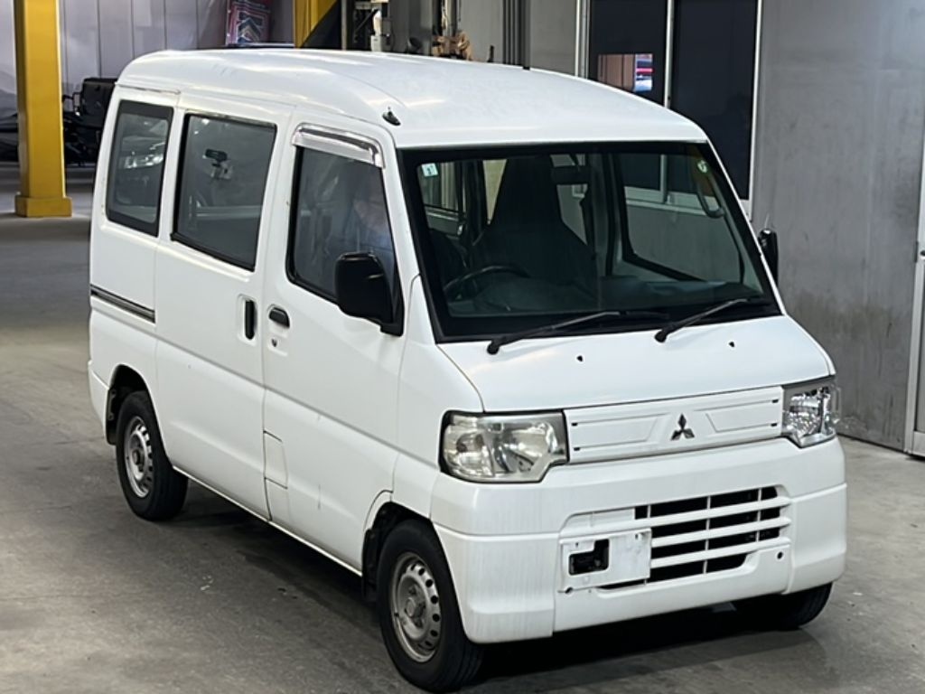 MITSUBISHI MINICAB