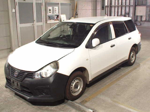 NISSAN AD